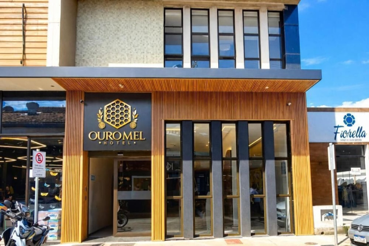 Hotel Ouro Mel - Santa Barbara