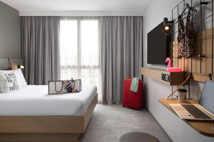 Moxy Paris Clamart