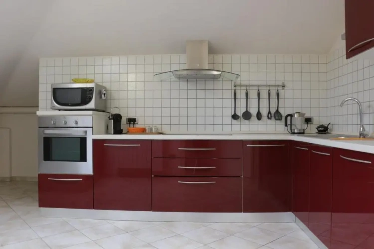 2 Bedrooms Apartment
