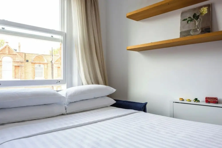 2 Bedrooms Apartment