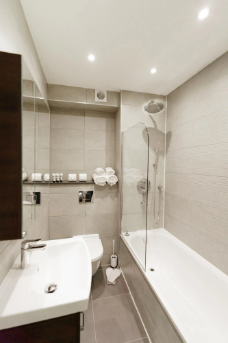 Penywern Apartment