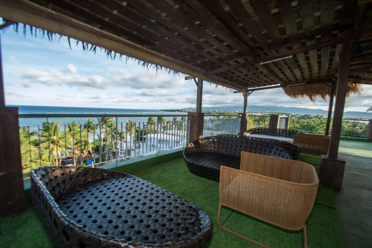 LuxeView Hotel