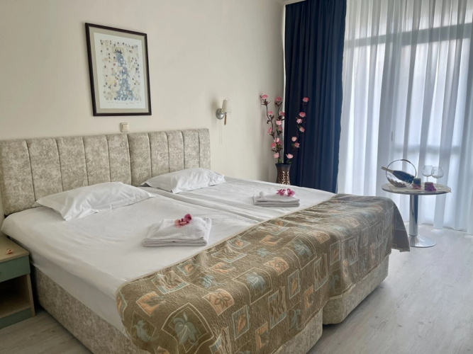 Grand Hotel Nirvana - Sunny Beach