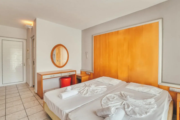 Mojo Hotel