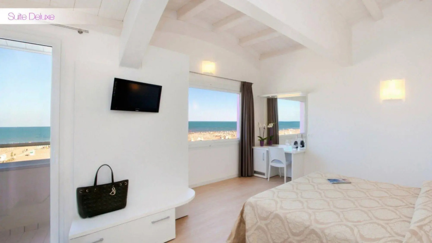 Lux Hotel