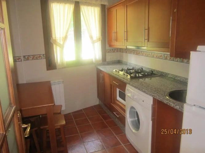 3 Bedrooms Apartment