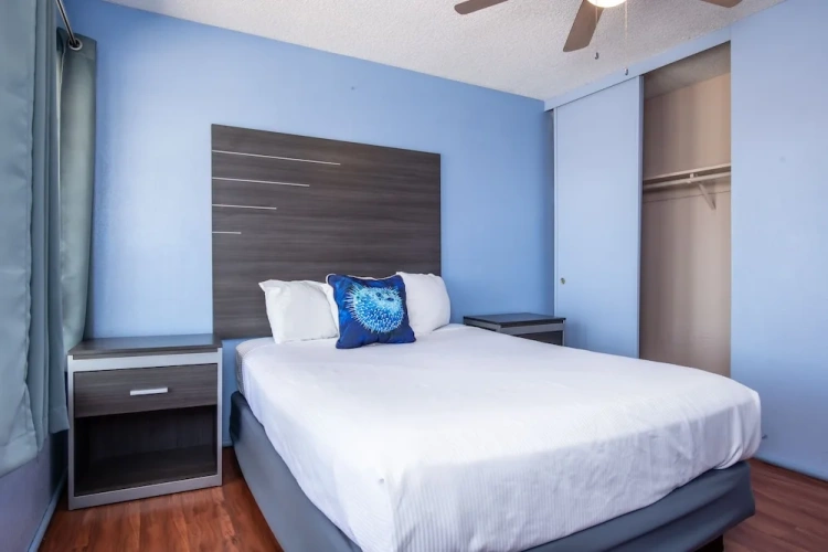 2 Bedrooms Standard Double room with park view