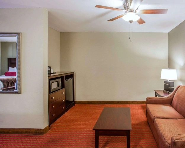 Quadruple Suite