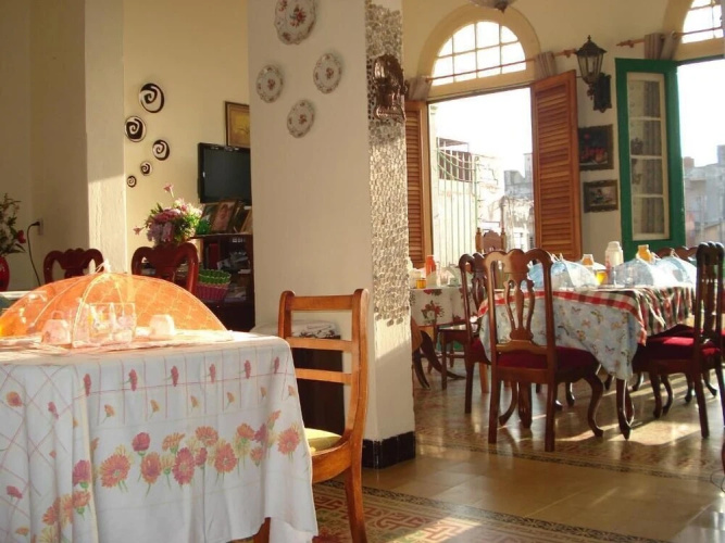 Sarita Rooms