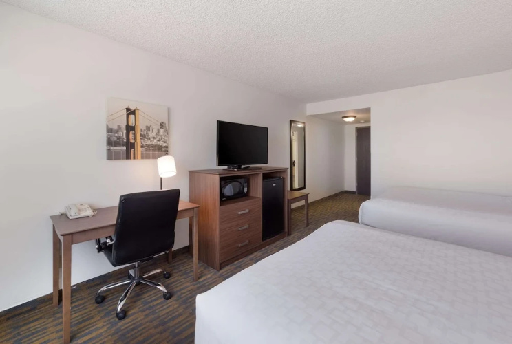 Holiday Inn Concord