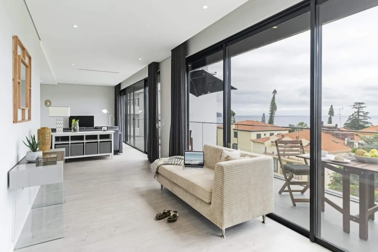1 Bedroom Apartment with balcony