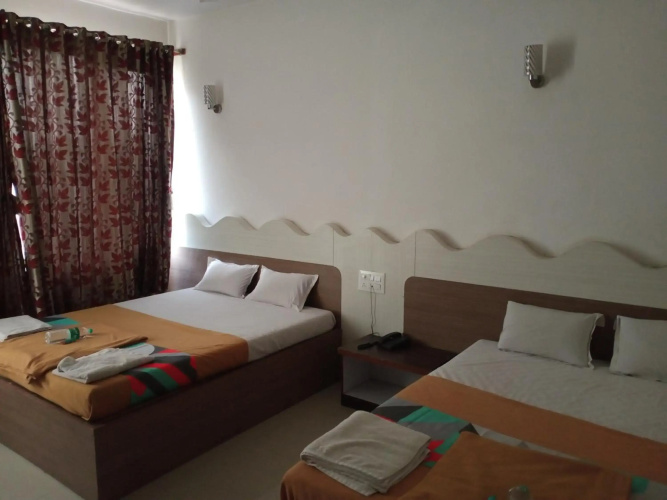 Hotel Malhar Palace