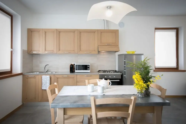 2 Bedrooms Apartment with garden view