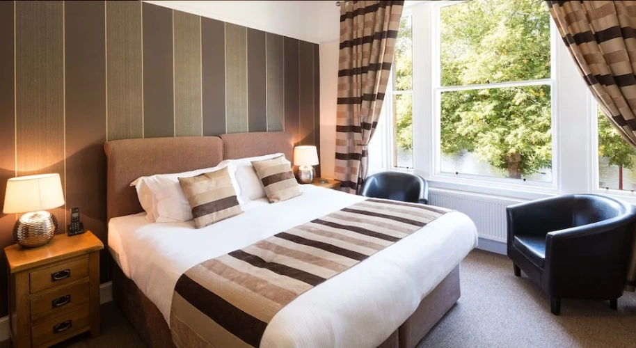 Classic Double room with river view