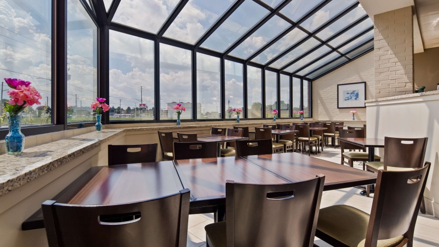Best Western London Airport Inn & Suites photo 33