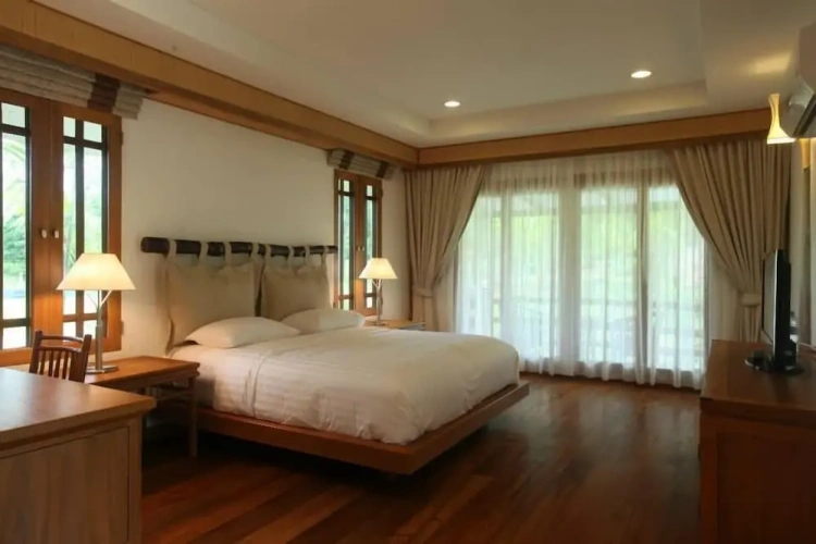 Deluxe room with balcony