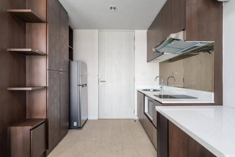 Aristo 516 - Mountain View Studio Near Beach