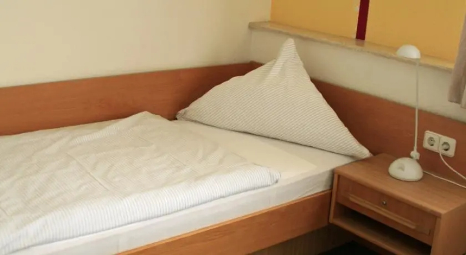Pension zum Waldhotel