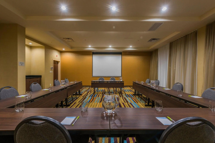 Fairfield Inn And Suites Kamloops photo 21