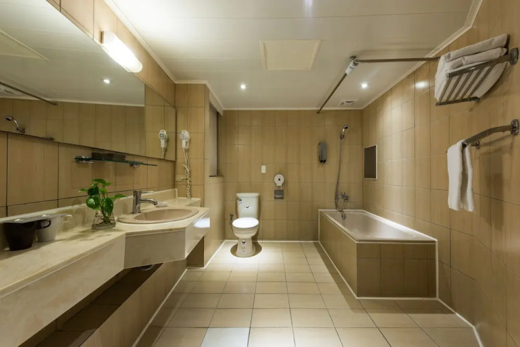 Forward Suites