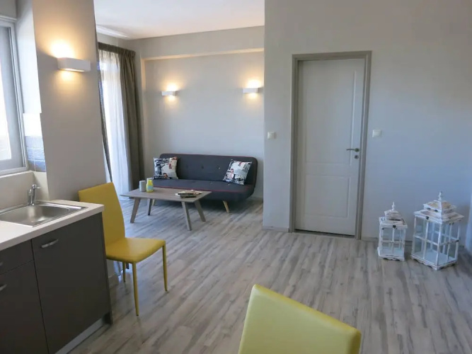 Pantheon Apartments