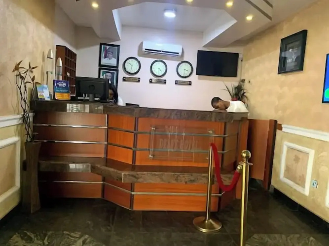 Delve Hotel and Suites