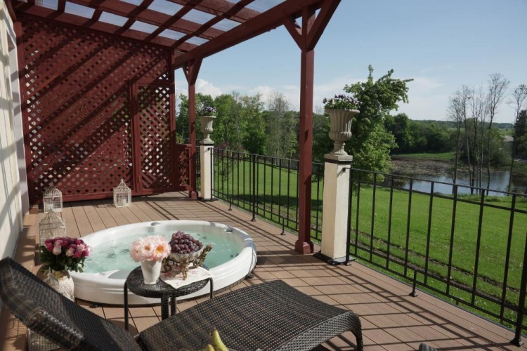2 Bedrooms Suite with view