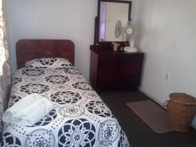1 Bedroom Economy Single room