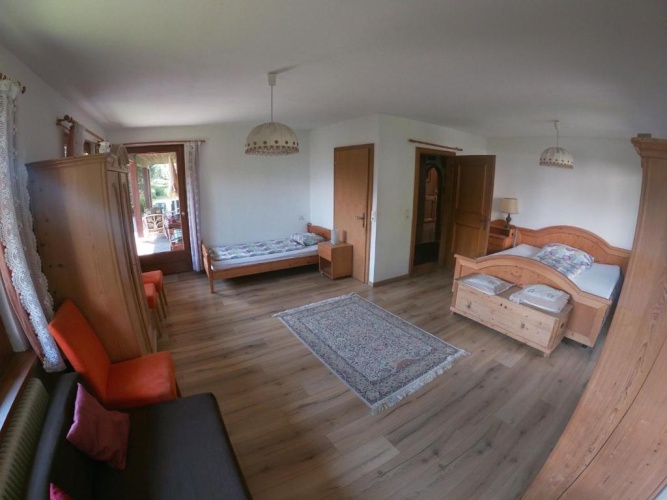 3 Bedrooms Cottage