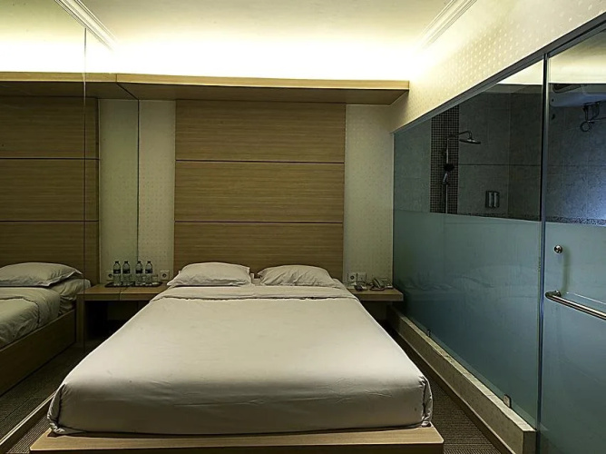 Hin's Hotel