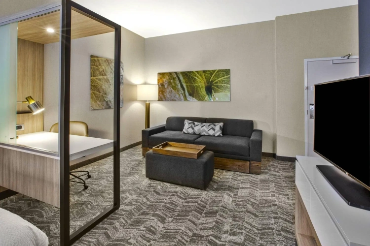 Double Suite