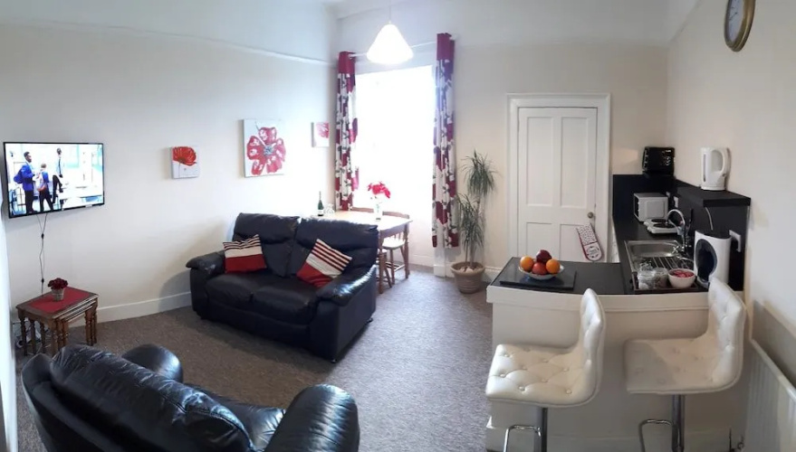 East Wing Apartment