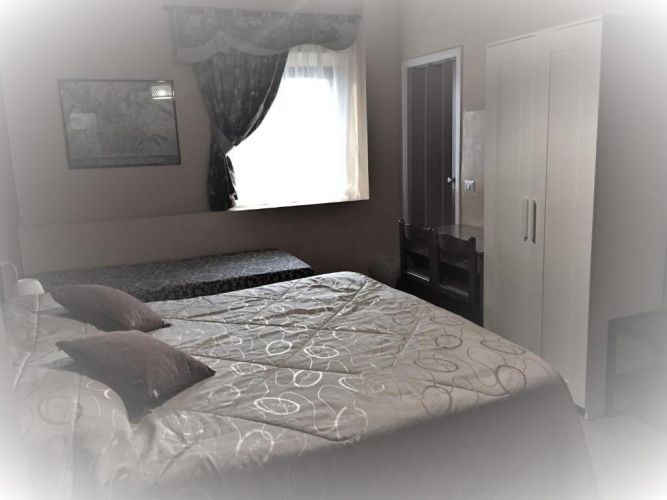 Standard Double room with view