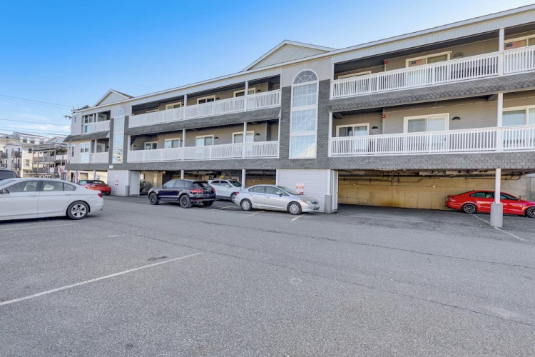 Walk To Public Beach Access! Breezy Hampton Condo - Exeter, NH