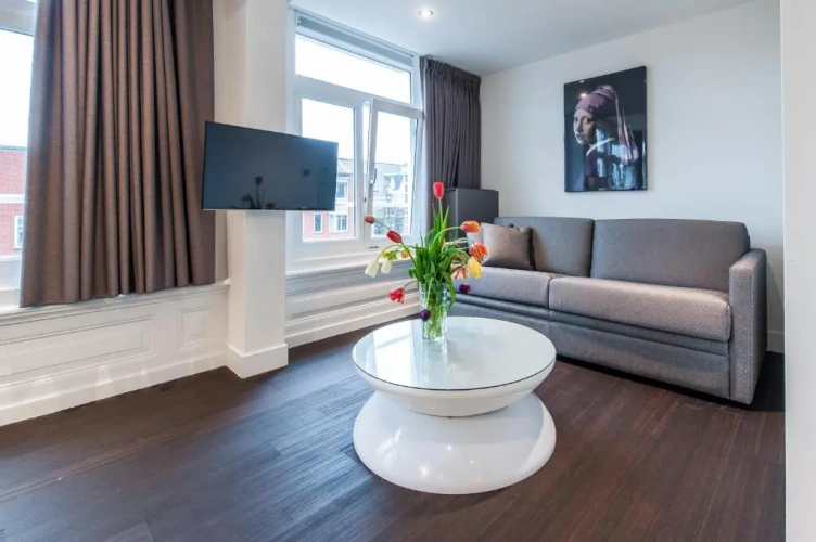 1 Bedroom Double Apartment