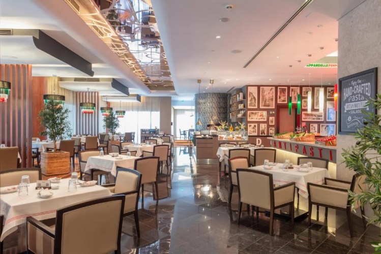 Pearl Rotana Capital Centre photo 20