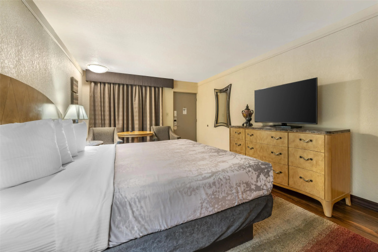 Best Western Angus Inn