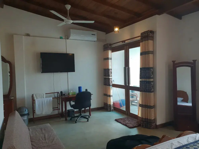 Trellis Apartment