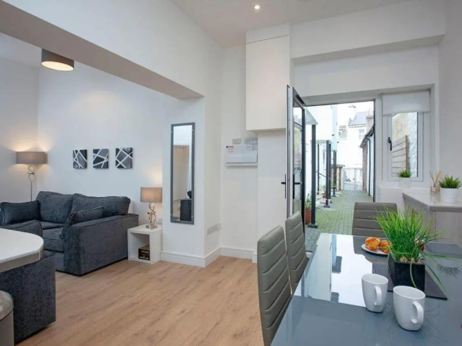 1 primrose mews