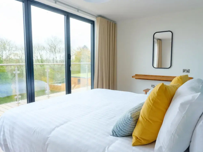 Meadow 2 Bedroom Lodge 40