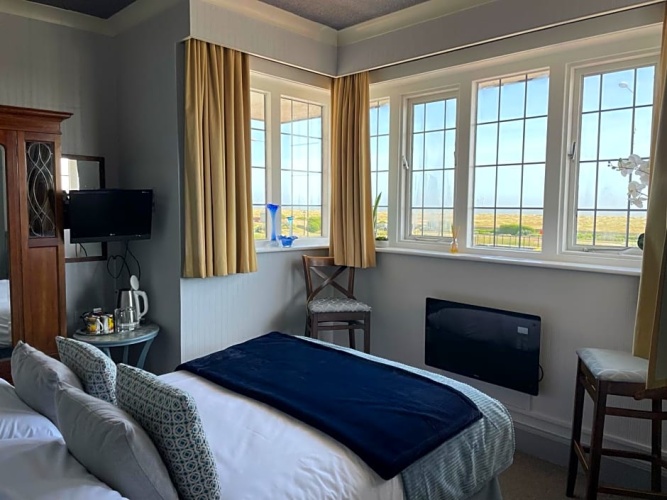 Standard Double room with sea view