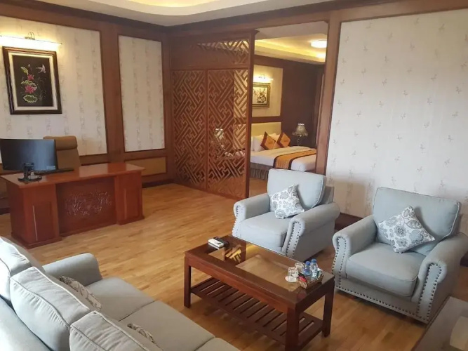 HANZ Pleiku Hotel