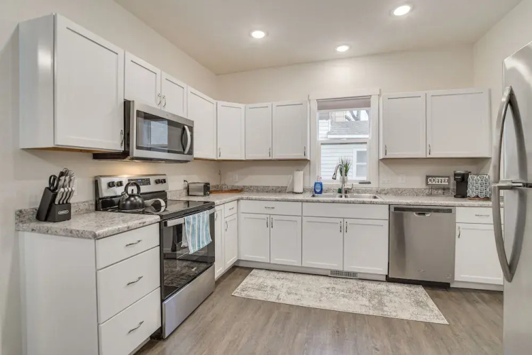 Dog-friendly Home < 1 Mi to Downtown Fargo!