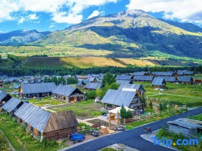 Hemu Youhe Mountain Lodge