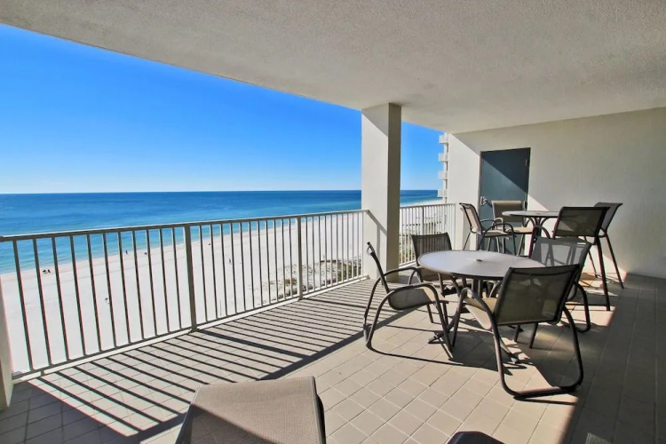 Pelican Pointe 803 - 3 Br Condo