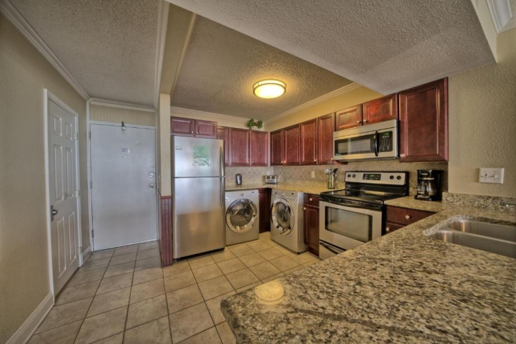 2 Bedrooms Apartment