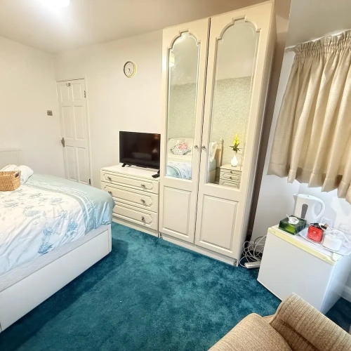 Comfort room