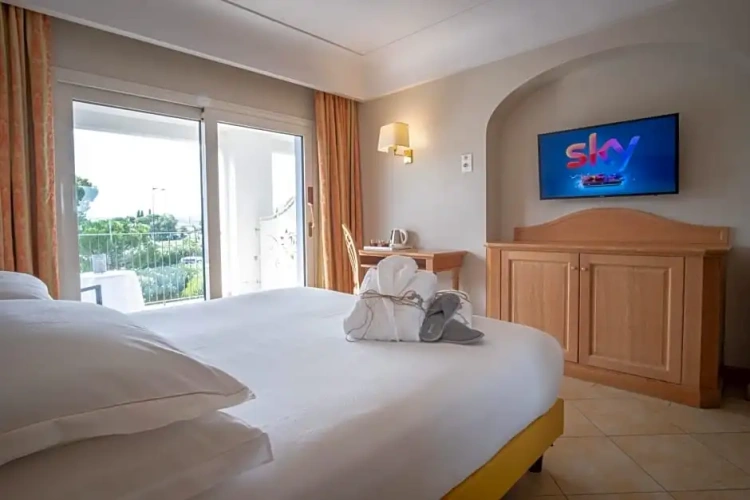 Comfort room