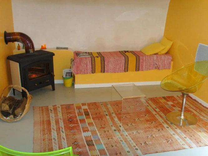 2 Bedrooms Cottage