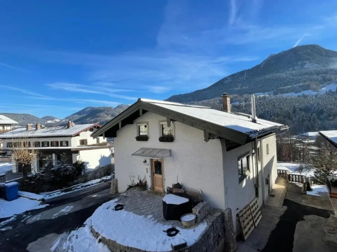 4 Bedrooms Double Cottage
